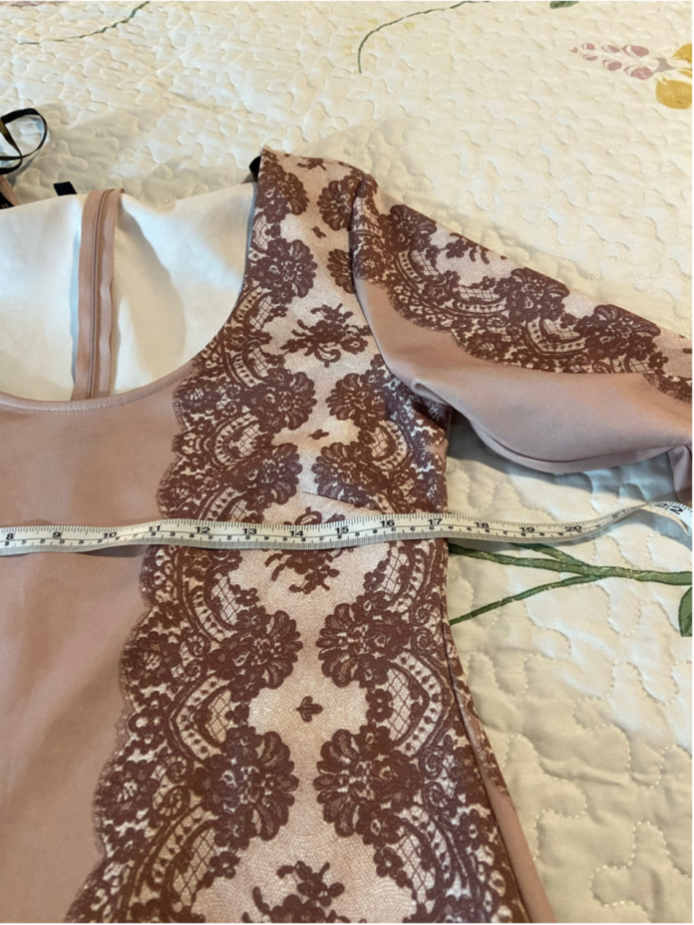 Stunning Kardashian Collection, body con dress, size XL - Picture 5 of 6
